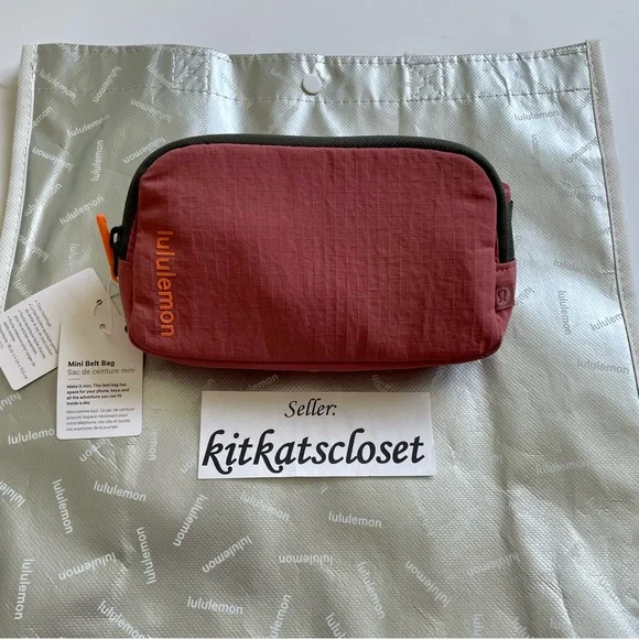 BRIER ROSE/ORANGE FRAPPE - NWT lululemon mini belt bag & never lost  keychain